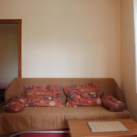 Isabela Apartment